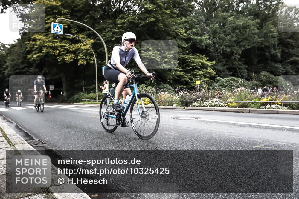 13.09.2026 - Stadtparktriathlon H.Heesch http://msf.ph/oto/10325425 13.09.2026 11:34:10 Radfahren 625, 639, 730, 792, 795, 814, 820, 1798 meine-sportfotos.de