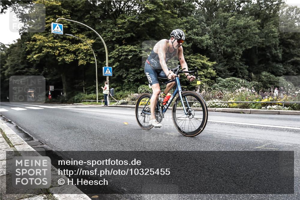 13.09.2026 - Stadtparktriathlon H.Heesch http://msf.ph/oto/10325455 13.09.2026 11:34:15 Radfahren 625, 746, 795, 820, 885 meine-sportfotos.de