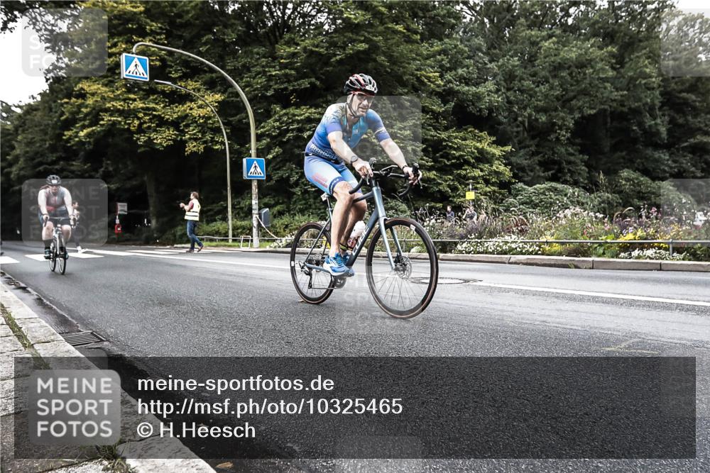13.09.2026 - Stadtparktriathlon H.Heesch http://msf.ph/oto/10325465 13.09.2026 11:34:22 Radfahren 703, 710, 762 meine-sportfotos.de