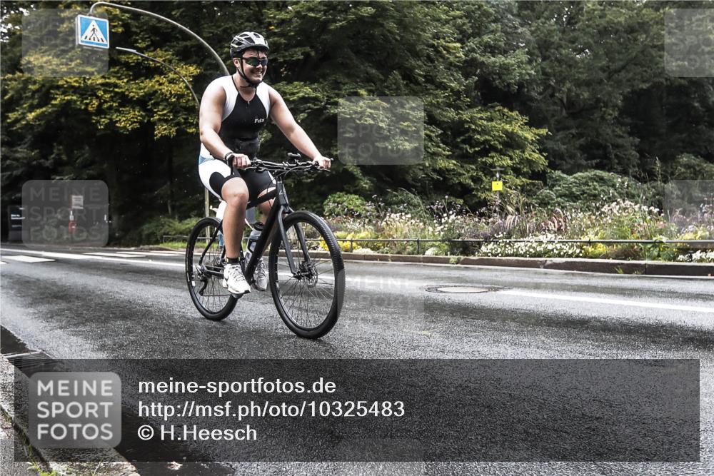 13.09.2026 - Stadtparktriathlon H.Heesch http://msf.ph/oto/10325483 13.09.2026 12:46:07 Radfahren 1065, 1248 meine-sportfotos.de