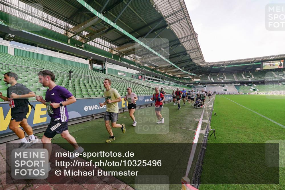 13.09.2026 - 21. swb-Marathon Bremen Michael Burmester http://msf.ph/oto/10325496 13.09.2026 13:29:05 Laufen im Stadion 111, 171, 220, 422, 476, 478, 685, 726, 729, 754, 829, 888, 925, 986, 1079, 1217, 1220, 1242, 1270, 1298, 1325, 1384, 1496, 1615, 1741, 1777, 1886, 1958, 1984, 2236, 2238, 2263, 2326, 2365, 2436, 2449, 2472, 2502, 2546, 2574, 2593, 2740, 2743, 2830, 2862, 2868, 2924, 2991, 3020, 3053, 3061, 3129, 3154, 3238, 3274, 3286, 3321, 3361, 3563, 3589, 3594, 3595, 3605, 3678, 3694, 3755, 3758, 3798, 3826, 3853, 3898, 3953, 3965, 3971, 3987, 4011, 4108, 4238, 4457, 4660 meine-sportfotos.de
