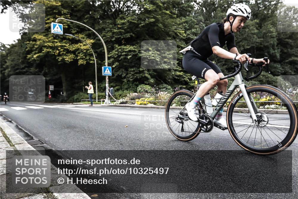 13.09.2026 - Stadtparktriathlon H.Heesch http://msf.ph/oto/10325497 13.09.2026 11:34:49 Radfahren 793, 897 meine-sportfotos.de