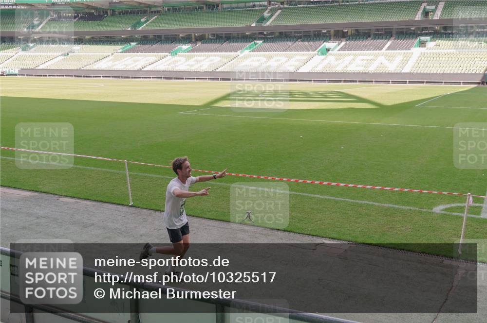 13.09.2026 - 21. swb-Marathon Bremen Michael Burmester http://msf.ph/oto/10325517 13.09.2026 12:54:56 Laufen im Stadion 161, 189, 201, 205, 313, 385, 388, 461, 472, 481, 495, 560, 666, 675, 696, 740, 816, 827, 913, 1053, 1058, 1076, 1197, 1207, 1390, 1419, 1468, 1551, 1599, 1631, 1645, 1658, 2055, 2125, 2234, 2251, 2319, 2383, 2390, 2474, 2499, 2623, 2701, 2733, 2801, 2824, 2870, 2882, 2913, 2922, 2962, 2971, 3012, 3054, 3057, 3134, 3175, 3192, 3206, 3241, 3246, 3346, 3356, 3357, 3413, 3706, 3716, 3836, 4137, 4413, 4733, 5277, 5430, 5530, 5867, 6106 meine-sportfotos.de