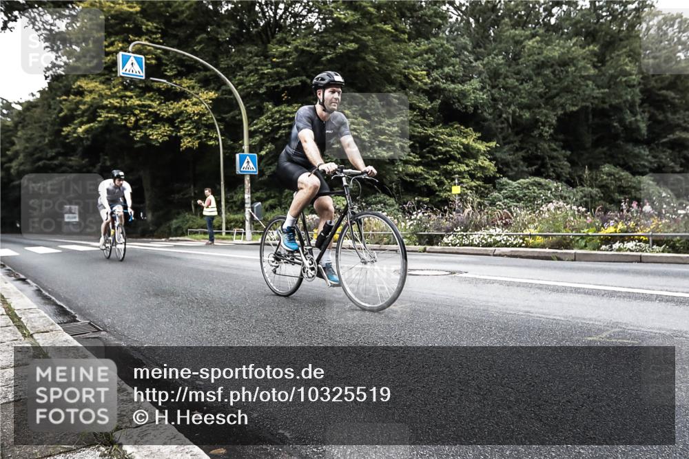 13.09.2026 - Stadtparktriathlon H.Heesch http://msf.ph/oto/10325519 13.09.2026 11:34:57 Radfahren 626, 629, 697, 819 meine-sportfotos.de