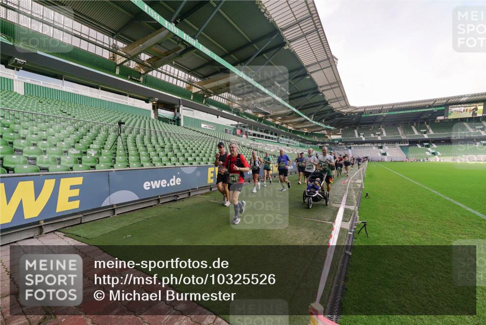 13.09.2026 - 21. swb-Marathon Bremen Michael Burmester http://msf.ph/oto/10325526 13.09.2026 13:29:07 Laufen im Stadion 111, 171, 220, 422, 476, 478, 685, 726, 729, 754, 829, 888, 925, 986, 1079, 1217, 1220, 1242, 1270, 1298, 1325, 1384, 1496, 1615, 1633, 1634, 1741, 1777, 1886, 1958, 1984, 2238, 2263, 2326, 2365, 2436, 2449, 2472, 2502, 2546, 2574, 2593, 2740, 2743, 2830, 2862, 2868, 2924, 2991, 3020, 3053, 3061, 3129, 3154, 3238, 3274, 3286, 3321, 3361, 3563, 3589, 3594, 3595, 3605, 3678, 3694, 3755, 3758, 3798, 3826, 3853, 3898, 3953, 3965, 3971, 3987, 4011, 4108, 4238, 4457, 4660 meine-sportfotos.de
