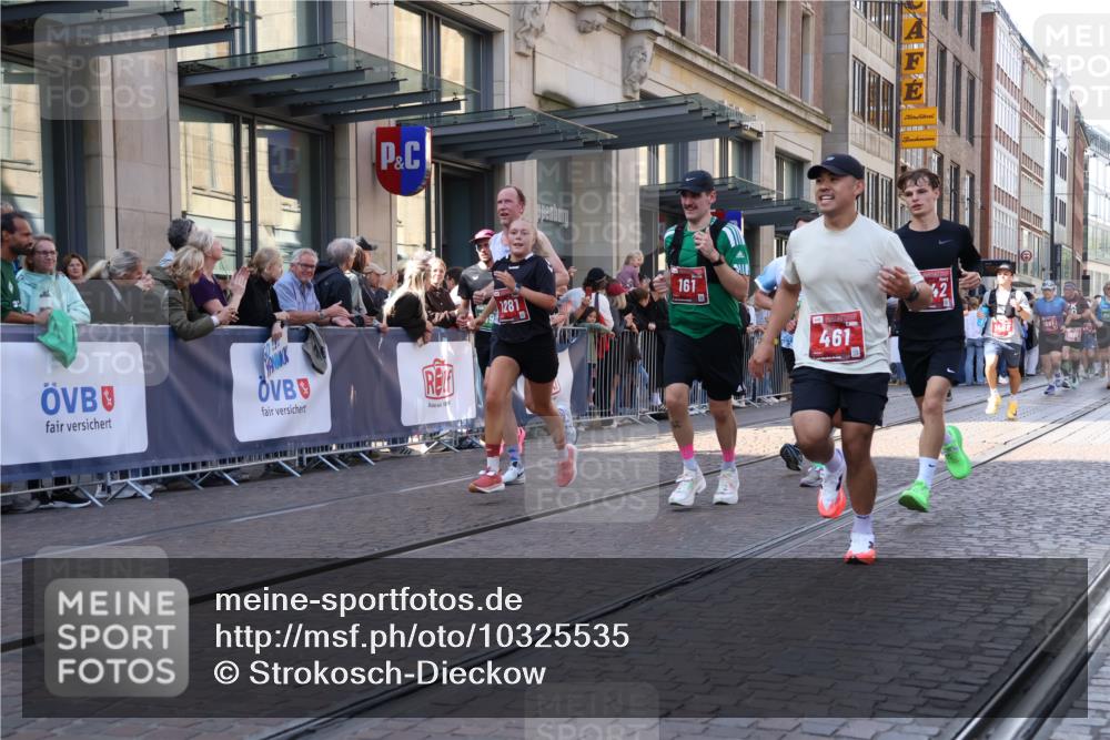 13.09.2026 - 21. swb-Marathon Bremen Strokosch-Dieckow http://msf.ph/oto/10325535 13.09.2026 13:19:55 Ziel 201, 205, 232, 334, 431, 655, 1058, 1252, 1390, 1537, 1750, 1931, 2122, 2343, 2577, 2807, 2885, 2903, 3685, 3690, 4287, 4351, 5137, 5340, 5389, 5450, 5583, 5837, 6663, 6901, 7018, 7341, 7531, 7664, 8178, 9047, 9518, 9756, 13222, 161, 411, 461, 495, 511, 926, 1010, 1053, 1232, 1281, 1468, 1535, 1551, 1642, 1972, 2870, 2906, 3240, 3319, 3411, 3966, 4101, 4479, 4480, 5813, 7037, 7140, 7404, 7488, 7655, 8185, 8263, 9082, 9359, 9984, 13163, 13192 meine-sportfotos.de