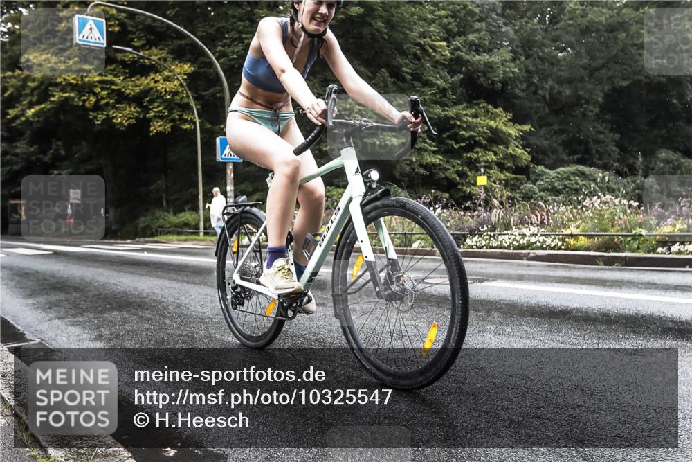13.09.2026 - Stadtparktriathlon H.Heesch http://msf.ph/oto/10325547 13.09.2026 12:46:38 Radfahren 1111, 1149, 1152, 1179, 1299 meine-sportfotos.de