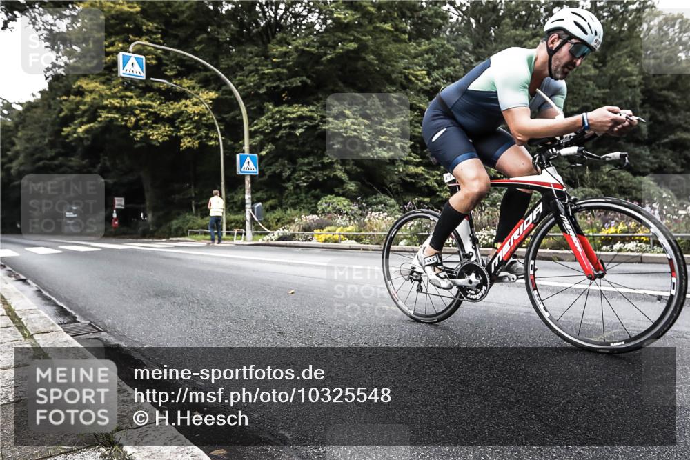13.09.2026 - Stadtparktriathlon H.Heesch http://msf.ph/oto/10325548 13.09.2026 11:35:28 Radfahren 879 meine-sportfotos.de