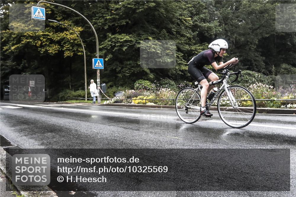 13.09.2026 - Stadtparktriathlon H.Heesch http://msf.ph/oto/10325569 13.09.2026 12:46:45 Radfahren 1072, 1083, 1114, 1146, 1273, 1294 meine-sportfotos.de