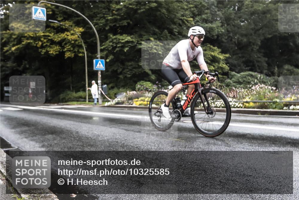 13.09.2026 - Stadtparktriathlon H.Heesch http://msf.ph/oto/10325585 13.09.2026 12:46:57 Radfahren 1162, 1189, 1218 meine-sportfotos.de