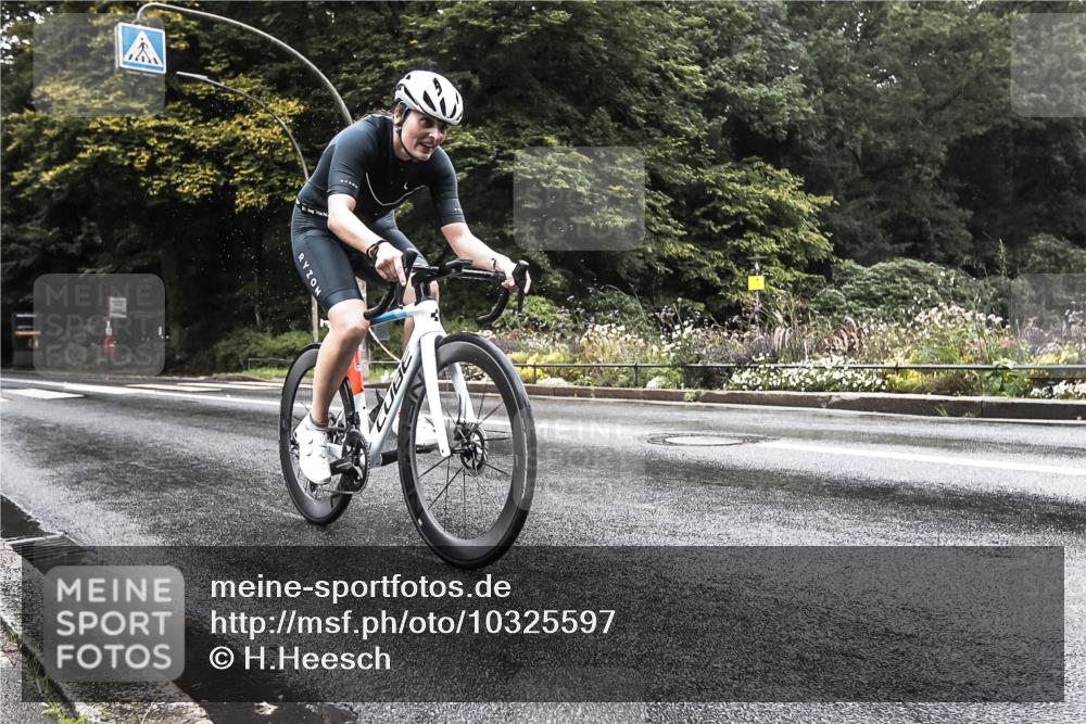 13.09.2026 - Stadtparktriathlon H.Heesch http://msf.ph/oto/10325597 13.09.2026 12:47:11 Radfahren 1174, 1262 meine-sportfotos.de