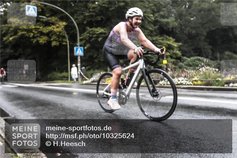 13.09.2026 - Stadtparktriathlon H.Heesch http://msf.ph/oto/10325624 13.09.2026 12:47:29 Radfahren 1154, 1164, 1176, 1202, 1217 meine-sportfotos.de