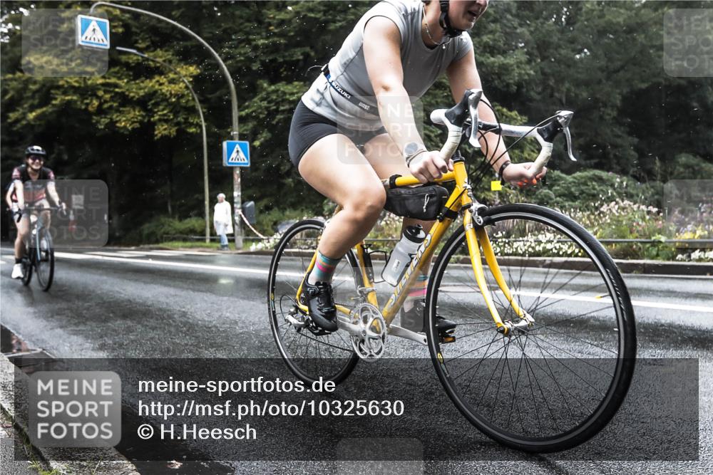 13.09.2026 - Stadtparktriathlon H.Heesch http://msf.ph/oto/10325630 13.09.2026 12:47:31 Radfahren 1154, 1164, 1176, 1202, 1217 meine-sportfotos.de