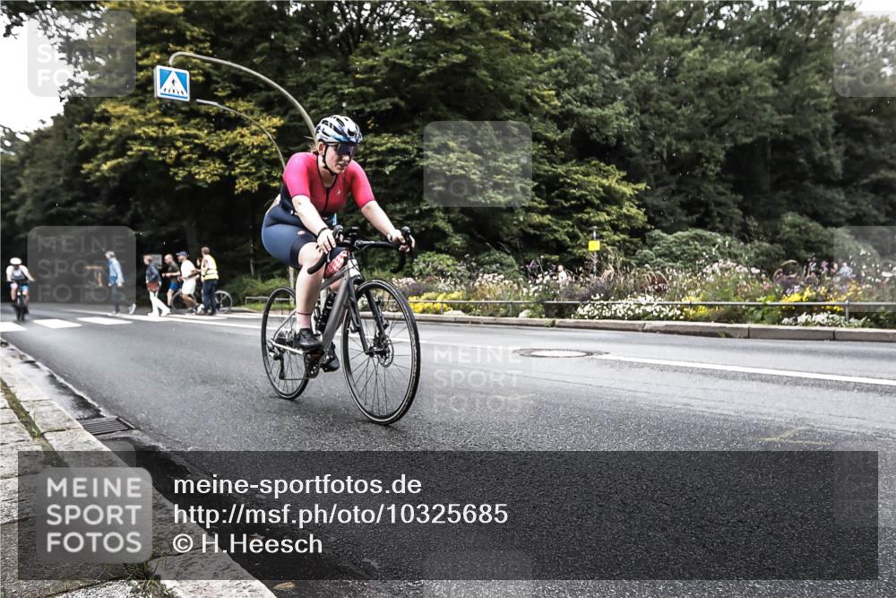 13.09.2026 - Stadtparktriathlon H.Heesch http://msf.ph/oto/10325685 13.09.2026 11:36:39 Radfahren 731, 754, 886 meine-sportfotos.de