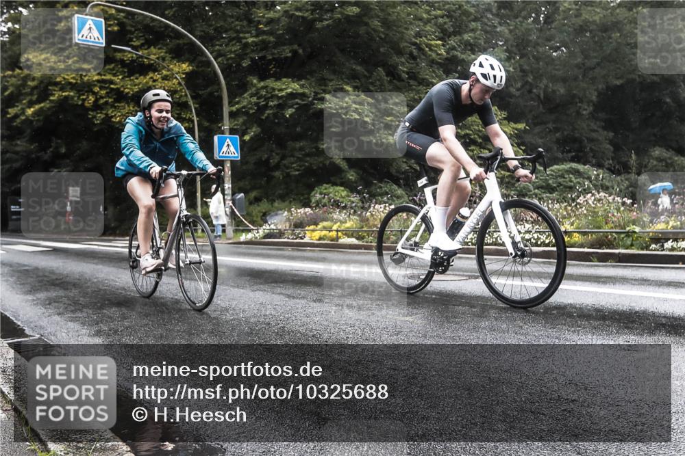 13.09.2026 - Stadtparktriathlon H.Heesch http://msf.ph/oto/10325688 13.09.2026 12:48:09 Radfahren 1091, 1128, 1163, 1224, 1231, 1268 meine-sportfotos.de