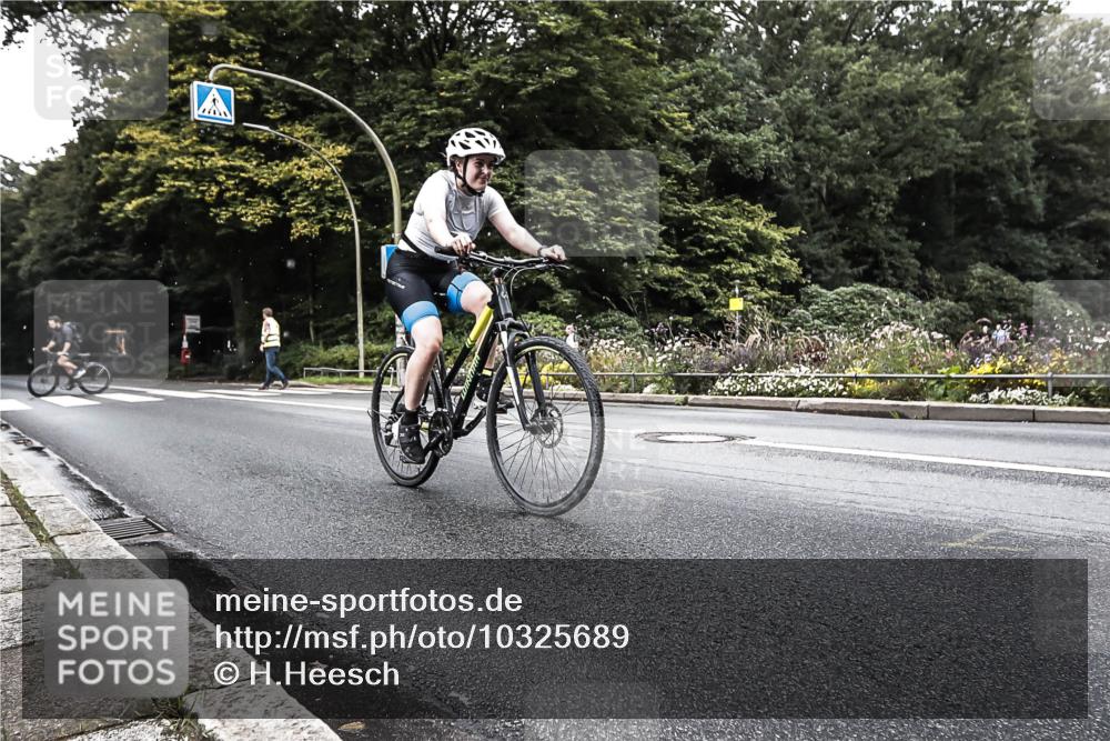 13.09.2026 - Stadtparktriathlon H.Heesch http://msf.ph/oto/10325689 13.09.2026 11:36:41 Radfahren 731, 754, 886 meine-sportfotos.de