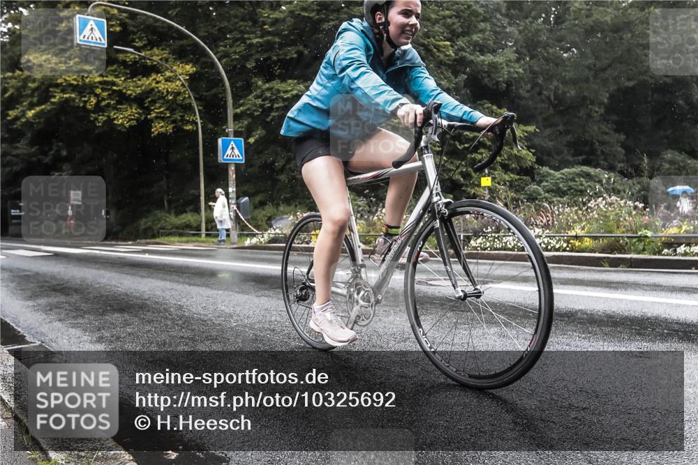 13.09.2026 - Stadtparktriathlon H.Heesch http://msf.ph/oto/10325692 13.09.2026 12:48:09 Radfahren 1091, 1128, 1163, 1224, 1231, 1268 meine-sportfotos.de