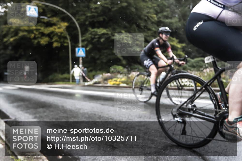 13.09.2026 - Stadtparktriathlon H.Heesch http://msf.ph/oto/10325711 13.09.2026 12:48:24 Radfahren 1212, 1237, 1260 meine-sportfotos.de