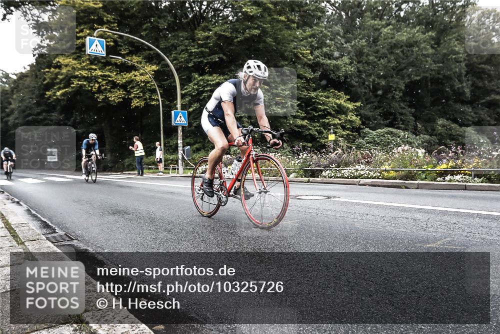 13.09.2026 - Stadtparktriathlon H.Heesch http://msf.ph/oto/10325726 13.09.2026 11:36:59 Radfahren 799, 806, 830, 904, 963 meine-sportfotos.de