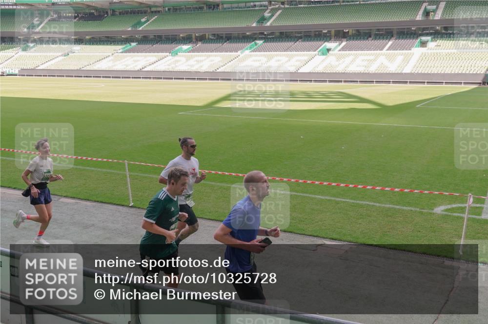 13.09.2026 - 21. swb-Marathon Bremen Michael Burmester http://msf.ph/oto/10325728 13.09.2026 12:55:12 Laufen im Stadion 161, 189, 201, 205, 385, 388, 411, 461, 465, 472, 481, 495, 655, 666, 816, 827, 854, 913, 1053, 1058, 1076, 1197, 1390, 1419, 1468, 1537, 1551, 1599, 1631, 1645, 1658, 2055, 2122, 2125, 2234, 2251, 2260, 2319, 2383, 2390, 2474, 2499, 2604, 2623, 2701, 2733, 2801, 2824, 2870, 2882, 2913, 2922, 2962, 2971, 3012, 3054, 3057, 3134, 3175, 3192, 3206, 3241, 3246, 3346, 3356, 3357, 3413, 3508, 3706, 3716, 3836, 4135, 4137, 4413, 4733, 5277, 5430, 5530, 5695, 5867, 6106 meine-sportfotos.de