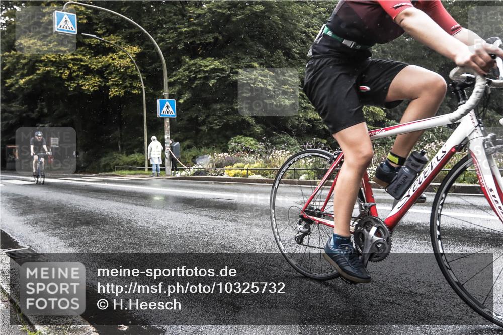 13.09.2026 - Stadtparktriathlon H.Heesch http://msf.ph/oto/10325732 13.09.2026 12:48:32 Radfahren 1127, 1186, 1235, 1271, 1272 meine-sportfotos.de
