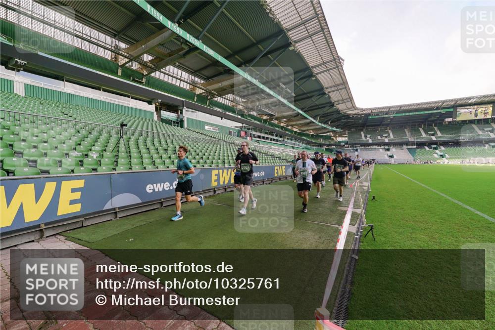 13.09.2026 - 21. swb-Marathon Bremen Michael Burmester http://msf.ph/oto/10325761 13.09.2026 13:29:27 Laufen im Stadion 171, 220, 405, 422, 476, 685, 729, 754, 767, 829, 986, 1079, 1217, 1220, 1242, 1270, 1298, 1325, 1384, 1615, 1633, 1634, 1741, 1777, 1810, 1811, 1886, 1983, 2238, 2263, 2326, 2365, 2436, 2449, 2472, 2546, 2574, 2593, 2615, 2738, 2740, 2743, 2830, 2862, 2868, 2924, 2991, 3020, 3053, 3061, 3129, 3154, 3238, 3274, 3286, 3321, 3361, 3563, 3589, 3594, 3595, 3605, 3678, 3694, 3755, 3758, 3798, 3826, 3853, 3898, 3929, 3953, 3965, 3971, 3987, 4011, 4056, 4108, 4238 meine-sportfotos.de