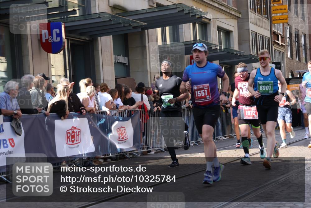 13.09.2026 - 21. swb-Marathon Bremen Strokosch-Dieckow http://msf.ph/oto/10325784 13.09.2026 13:20:01 Ziel 201, 232, 334, 655, 1058, 1197, 1537, 1646, 1750, 1931, 2122, 2493, 2577, 2885, 2903, 2953, 3685, 3690, 4351, 4358, 5137, 5450, 5493, 5583, 6496, 6901, 7018, 7341, 7531, 7664, 8178, 9047, 9518, 9721, 9756, 13222, 161, 205, 411, 431, 461, 495, 511, 1010, 1053, 1252, 1281, 1390, 1468, 1551, 1642, 1972, 2343, 2807, 2870, 2906, 3240, 3319, 3411, 3966, 4101, 4287, 4479, 4480, 5340, 5389, 5813, 5837, 6663, 7404, 7488, 7531, 7655, 8263, 9082, 9359, 9984, 13192 meine-sportfotos.de
