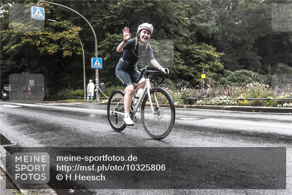 13.09.2026 - Stadtparktriathlon H.Heesch http://msf.ph/oto/10325806 13.09.2026 12:49:10 Radfahren 1093, 1118, 1283 meine-sportfotos.de