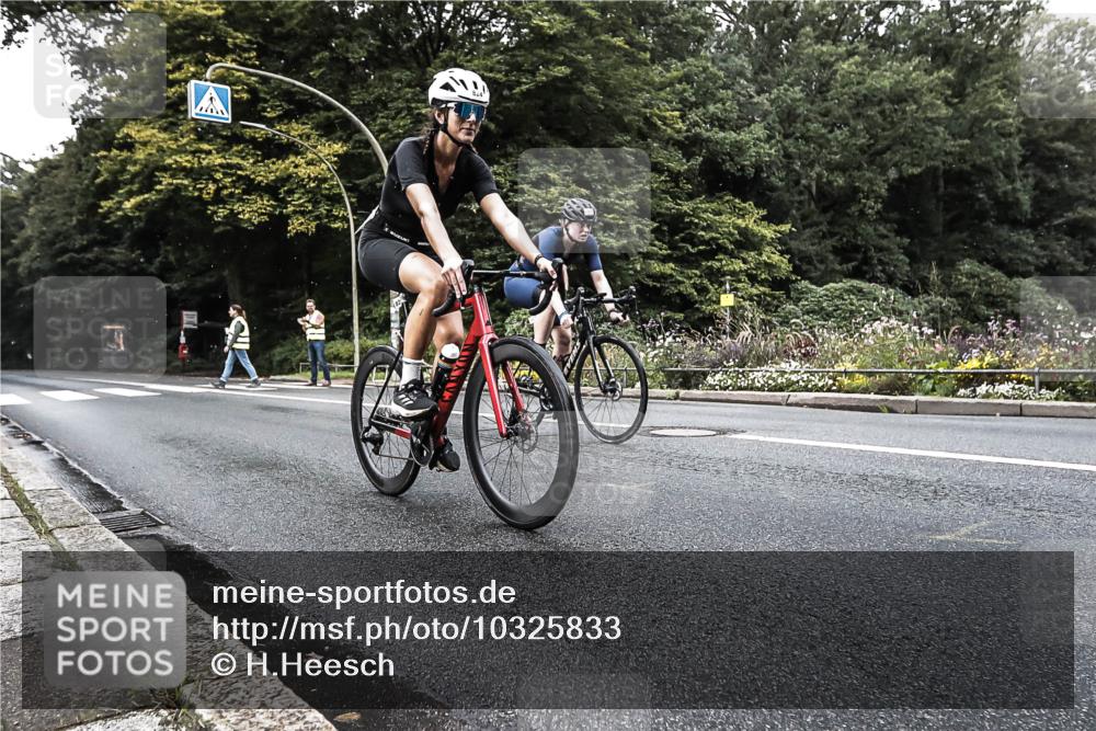 13.09.2026 - Stadtparktriathlon H.Heesch http://msf.ph/oto/10325833 13.09.2026 11:37:43 Radfahren 790, 824, 853, 903 meine-sportfotos.de