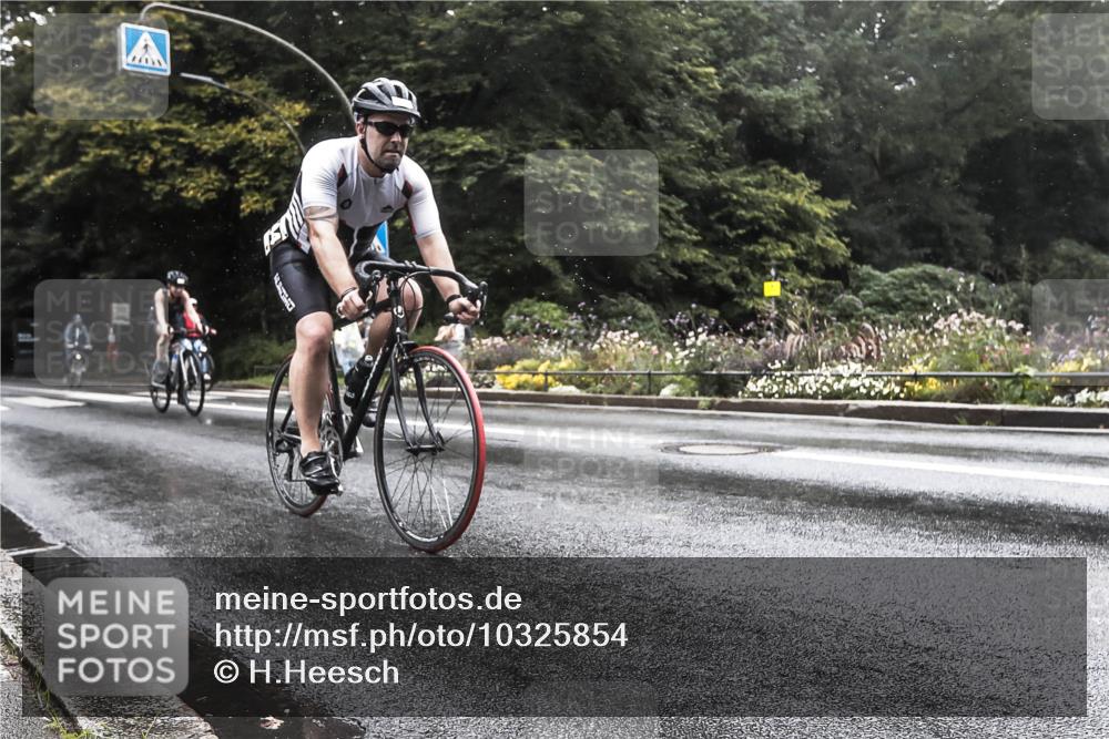 13.09.2026 - Stadtparktriathlon H.Heesch http://msf.ph/oto/10325854 13.09.2026 12:49:36 Radfahren 1086, 1147, 1184, 1196, 1244, 1284 meine-sportfotos.de