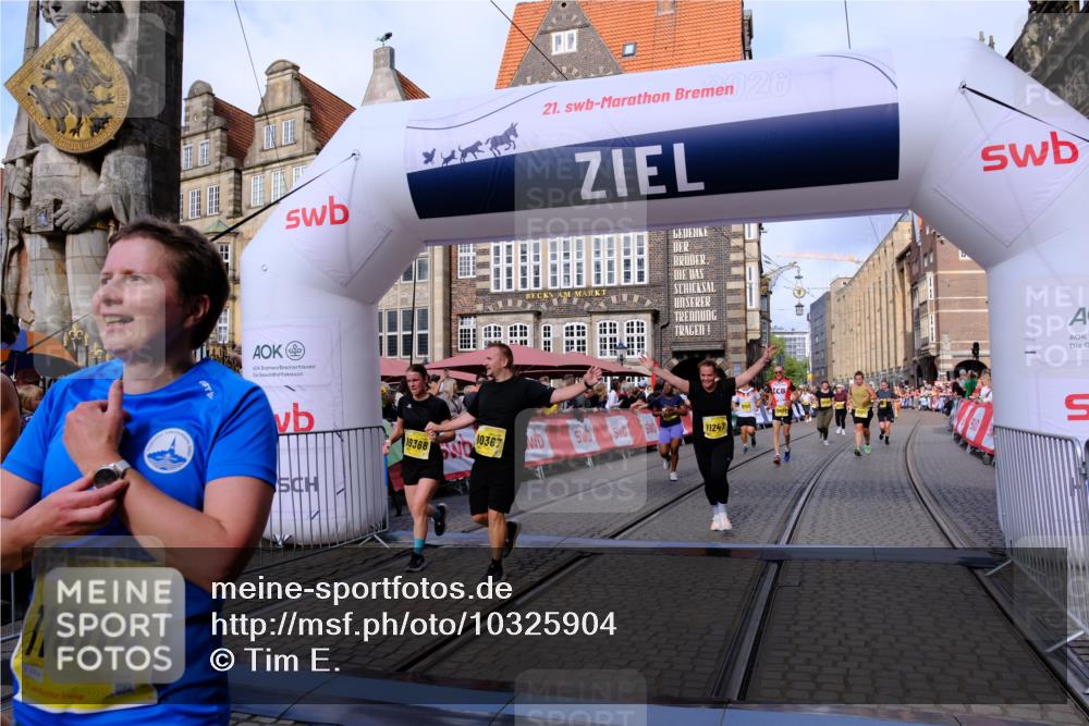 13.09.2026 - 21. swb-Marathon Bremen Tim E. http://msf.ph/oto/10325904 13.09.2026 11:01:08 Ziel 10093, 10263, 10306, 10367, 10368, 10753, 10857, 11055, 11162, 11247, 11343, 11359, 11475, 11540, 11556, 11728, 11797, 11804, 11819, 11959, 12006, 12116, 12397, 12428, 12430 meine-sportfotos.de