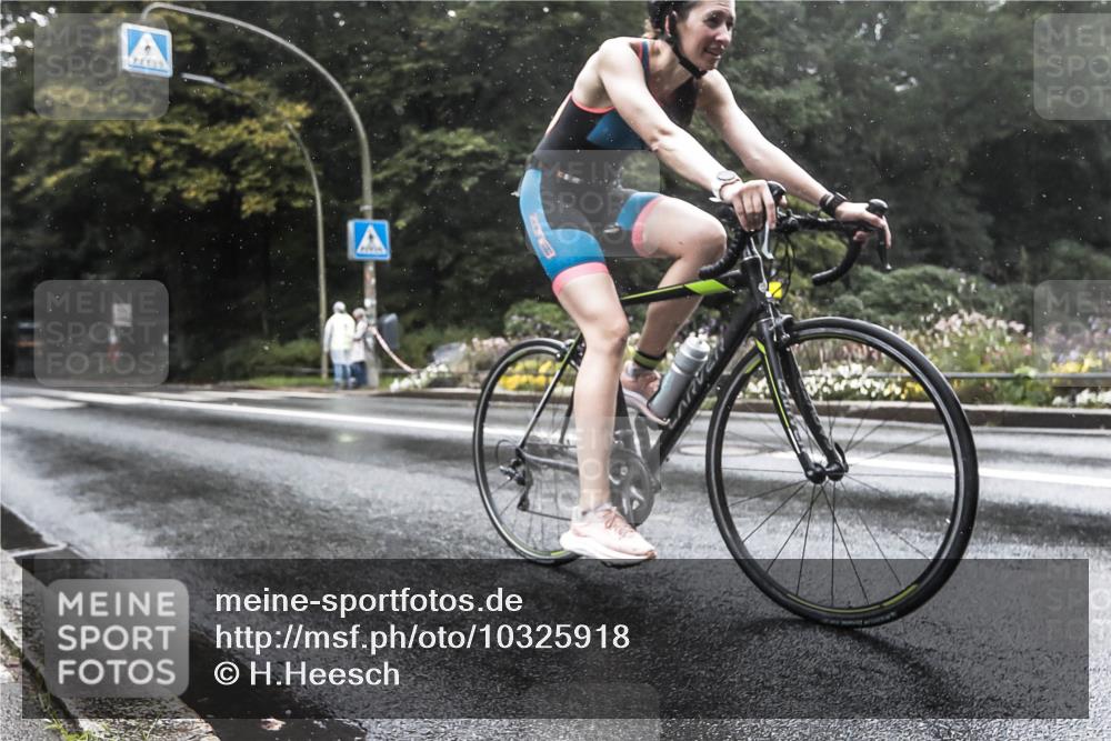13.09.2026 - Stadtparktriathlon H.Heesch http://msf.ph/oto/10325918 13.09.2026 12:49:51 Radfahren 1070, 1085 meine-sportfotos.de
