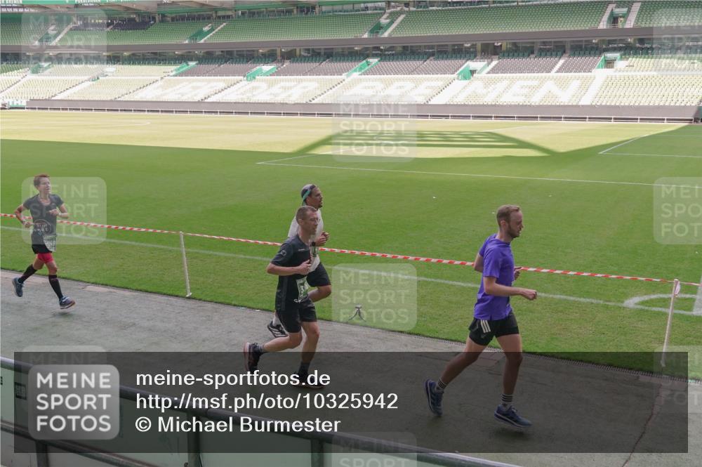13.09.2026 - 21. swb-Marathon Bremen Michael Burmester http://msf.ph/oto/10325942 13.09.2026 12:55:23 Laufen im Stadion 161, 189, 201, 205, 307, 385, 388, 411, 461, 465, 481, 495, 655, 666, 827, 854, 913, 926, 1053, 1058, 1197, 1390, 1537, 1599, 1631, 1645, 1658, 1750, 2122, 2125, 2234, 2251, 2260, 2319, 2383, 2390, 2474, 2499, 2604, 2701, 2733, 2801, 2824, 2870, 2882, 2913, 2922, 2962, 2971, 3012, 3054, 3057, 3119, 3134, 3175, 3192, 3206, 3241, 3246, 3346, 3356, 3357, 3411, 3508, 3706, 3716, 3836, 4135, 4137, 4171, 4413, 4479, 4733, 5277, 5430, 5530, 5695, 5867, 6106 meine-sportfotos.de