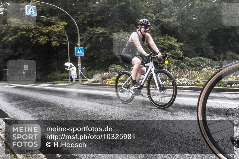13.09.2026 - Stadtparktriathlon H.Heesch http://msf.ph/oto/10325981 13.09.2026 12:50:23 Radfahren 1080, 1094, 1144, 1150, 1249 meine-sportfotos.de