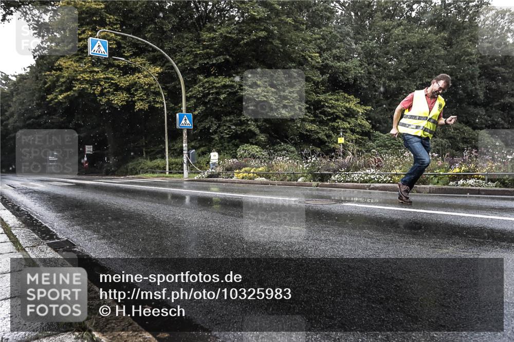 13.09.2026 - Stadtparktriathlon H.Heesch http://msf.ph/oto/10325983 13.09.2026 11:39:26 Radfahren 653, 859, 865 meine-sportfotos.de