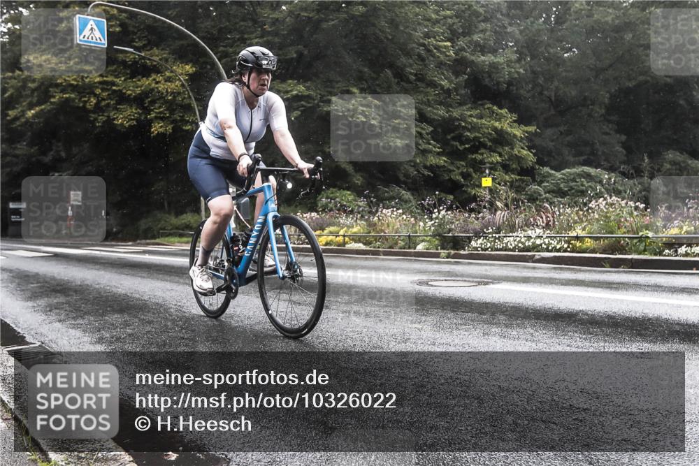 13.09.2026 - Stadtparktriathlon H.Heesch http://msf.ph/oto/10326022 13.09.2026 12:51:00 Radfahren 1096, 1143, 1168, 1219 meine-sportfotos.de