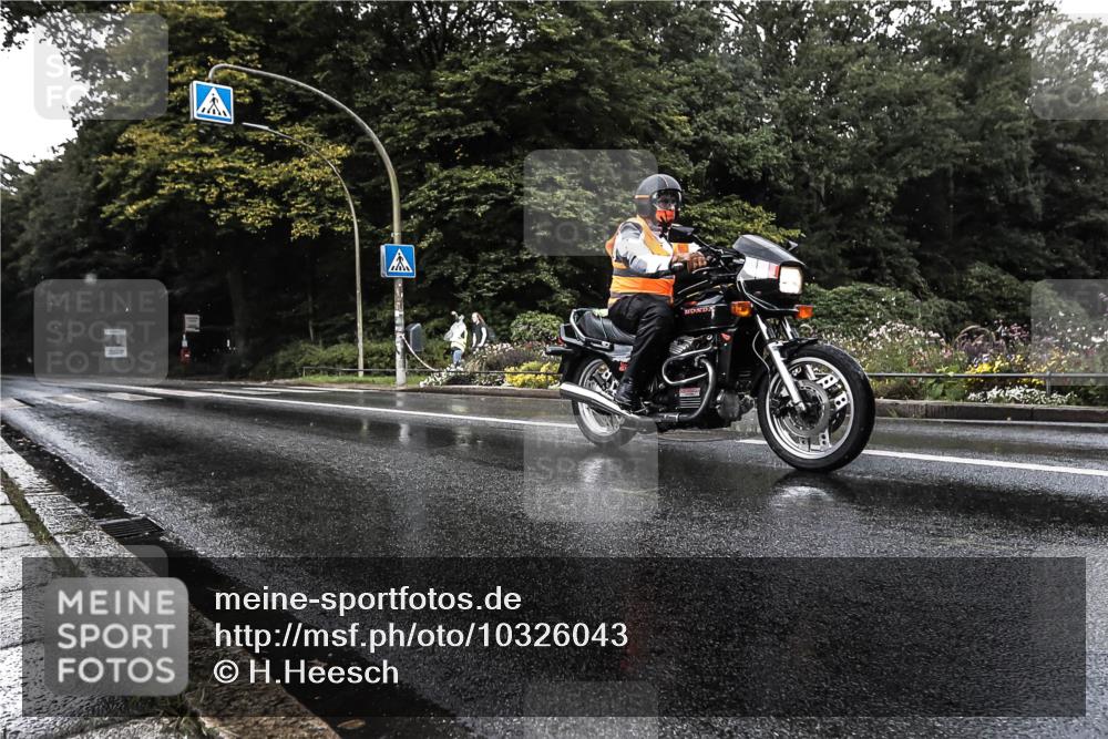 13.09.2026 - Stadtparktriathlon H.Heesch http://msf.ph/oto/10326043 13.09.2026 11:39:47 Radfahren 636, 838, 869, 873 meine-sportfotos.de