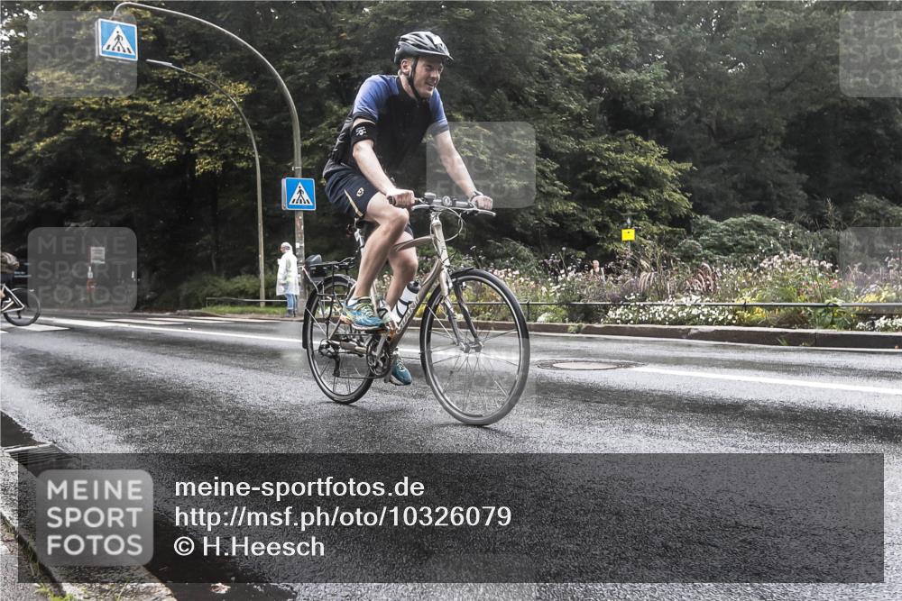 13.09.2026 - Stadtparktriathlon H.Heesch http://msf.ph/oto/10326079 13.09.2026 12:51:26 Radfahren 1178, 1303 meine-sportfotos.de