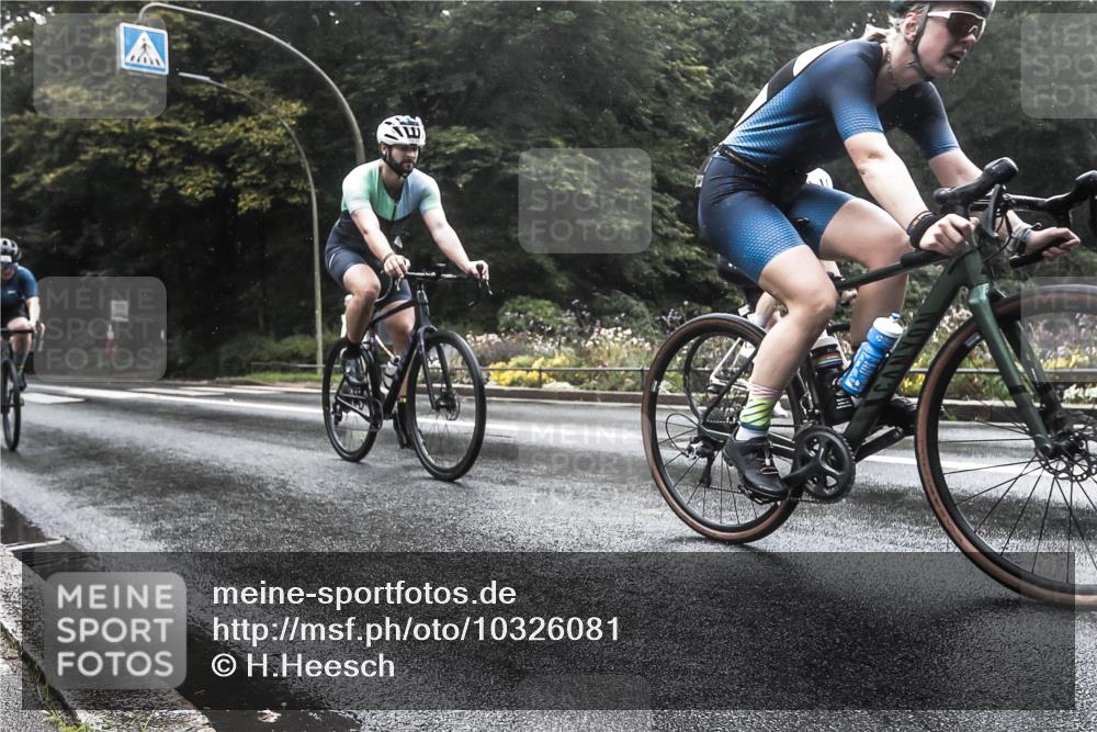 13.09.2026 - Stadtparktriathlon H.Heesch http://msf.ph/oto/10326081 13.09.2026 12:51:32 Radfahren 1073, 1077, 1117, 1239, 1278 meine-sportfotos.de
