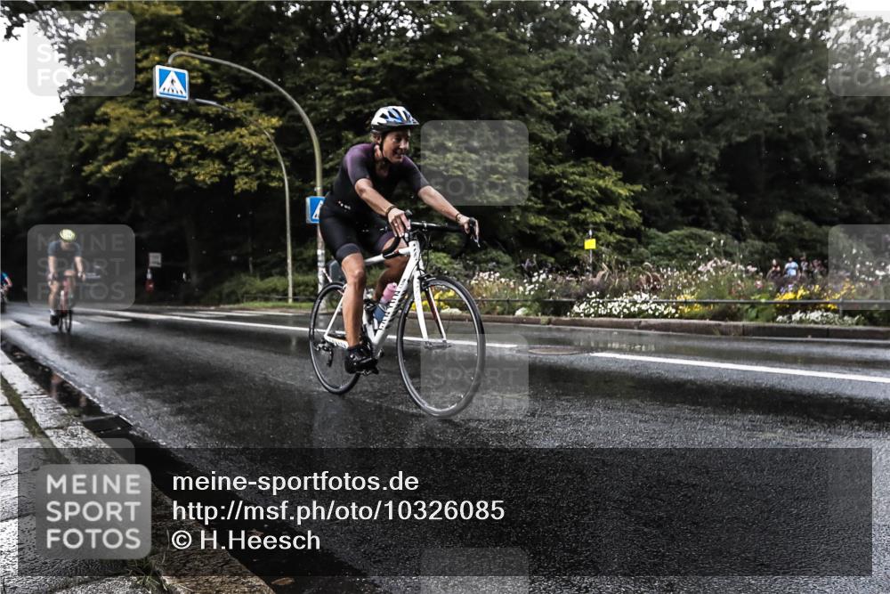 13.09.2026 - Stadtparktriathlon H.Heesch http://msf.ph/oto/10326085 13.09.2026 11:40:09 Radfahren 779, 787, 948 meine-sportfotos.de