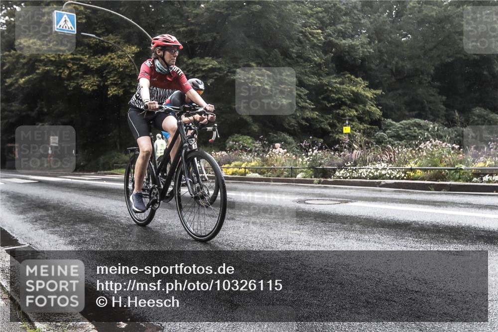 13.09.2026 - Stadtparktriathlon H.Heesch http://msf.ph/oto/10326115 13.09.2026 12:51:46 Radfahren 1090, 1132, 1181, 1256, 1290, 1293 meine-sportfotos.de
