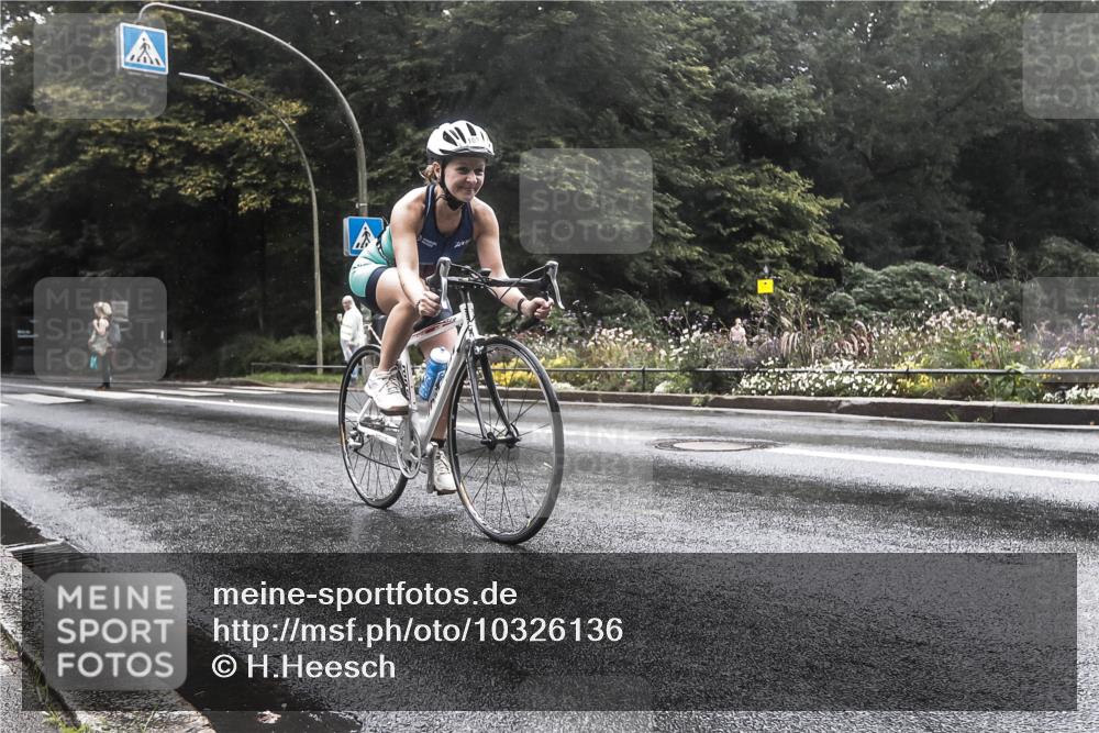 13.09.2026 - Stadtparktriathlon H.Heesch http://msf.ph/oto/10326136 13.09.2026 12:52:05 Radfahren 1079, 1119, 1287 meine-sportfotos.de