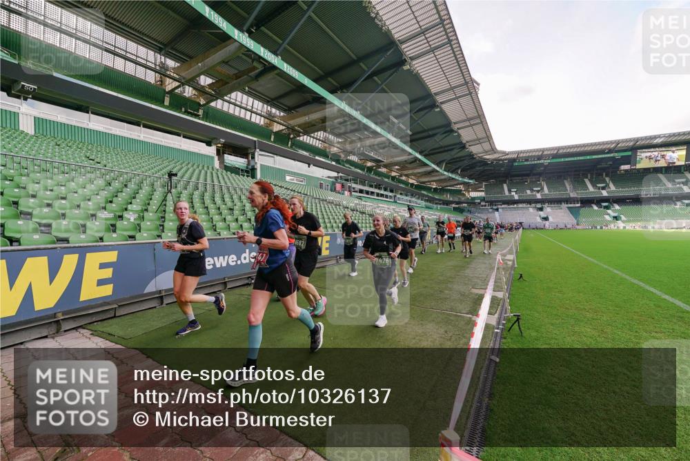 13.09.2026 - 21. swb-Marathon Bremen Michael Burmester http://msf.ph/oto/10326137 13.09.2026 13:30:03 Laufen im Stadion 171, 297, 405, 422, 476, 639, 685, 729, 754, 767, 806, 986, 1217, 1242, 1270, 1384, 1615, 1633, 1634, 1777, 1810, 1811, 1886, 1983, 2216, 2238, 2242, 2249, 2263, 2326, 2368, 2372, 2436, 2449, 2546, 2593, 2615, 2637, 2719, 2738, 2740, 2830, 2862, 2868, 2869, 2871, 2918, 2924, 2991, 2994, 3020, 3053, 3101, 3129, 3227, 3238, 3274, 3286, 3321, 3361, 3563, 3594, 3595, 3605, 3678, 3755, 3758, 3798, 3876, 3898, 3929, 3953, 3965, 3971, 3987, 4011, 4056 meine-sportfotos.de