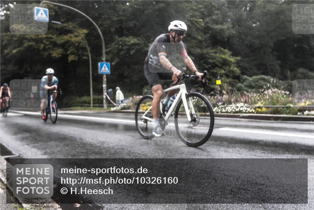 13.09.2026 - Stadtparktriathlon H.Heesch http://msf.ph/oto/10326160 13.09.2026 12:52:23 Radfahren 1104, 1221, 1233, 1247, 1270, 1302, 1307 meine-sportfotos.de