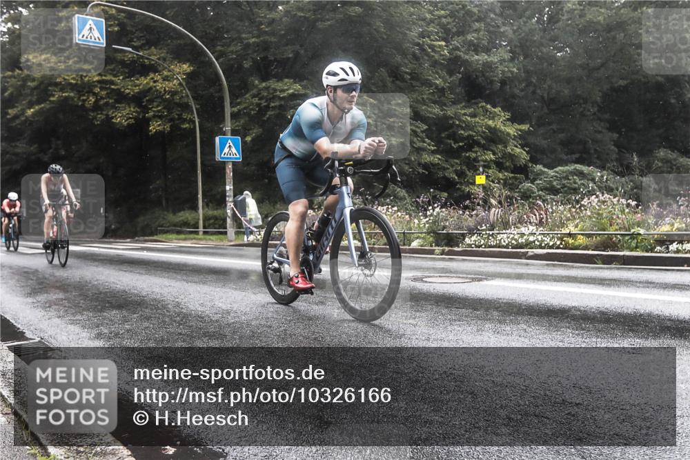 13.09.2026 - Stadtparktriathlon H.Heesch http://msf.ph/oto/10326166 13.09.2026 12:52:24 Radfahren 1104, 1169, 1221, 1229, 1233, 1247, 1302, 1307 meine-sportfotos.de