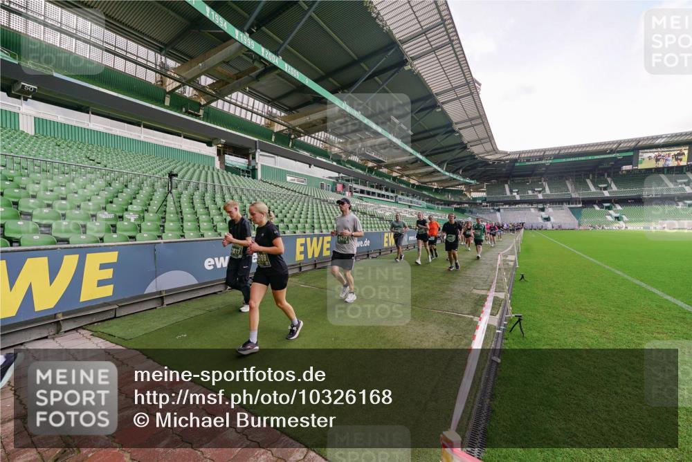 13.09.2026 - 21. swb-Marathon Bremen Michael Burmester http://msf.ph/oto/10326168 13.09.2026 13:30:04 Laufen im Stadion 171, 297, 405, 422, 476, 639, 685, 729, 754, 767, 806, 986, 1217, 1242, 1270, 1384, 1615, 1633, 1634, 1777, 1810, 1811, 1886, 1983, 2216, 2238, 2242, 2249, 2263, 2326, 2368, 2372, 2436, 2449, 2546, 2593, 2615, 2637, 2719, 2738, 2740, 2830, 2862, 2868, 2869, 2871, 2918, 2924, 2991, 2994, 3020, 3053, 3101, 3129, 3227, 3238, 3274, 3286, 3321, 3361, 3563, 3594, 3595, 3605, 3678, 3755, 3758, 3798, 3873, 3876, 3898, 3929, 3953, 3965, 3971, 3987, 4011, 4056 meine-sportfotos.de