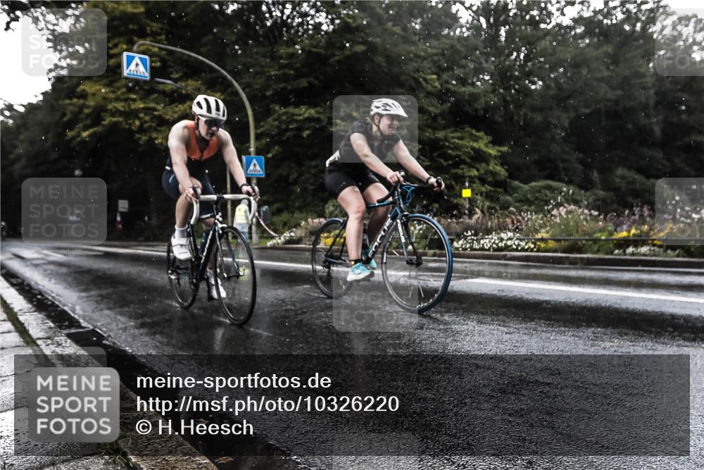 13.09.2026 - Stadtparktriathlon H.Heesch http://msf.ph/oto/10326220 13.09.2026 11:41:05 Radfahren 700, 765, 770, 885 meine-sportfotos.de