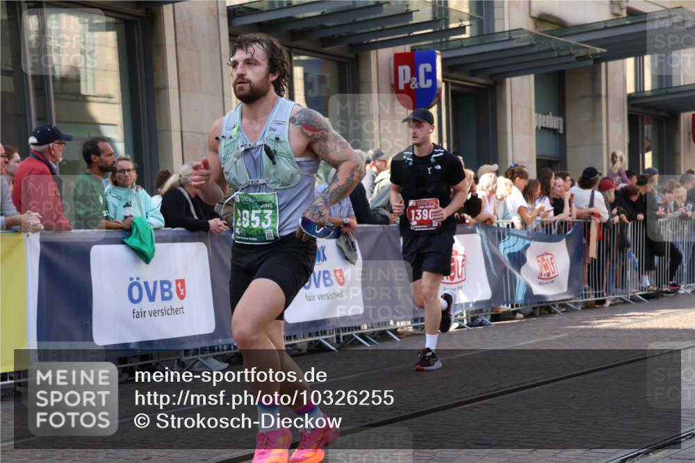 13.09.2026 - 21. swb-Marathon Bremen Strokosch-Dieckow http://msf.ph/oto/10326255 13.09.2026 13:20:13 Ziel 201, 232, 334, 541, 876, 1197, 1528, 1646, 2493, 2577, 2953, 3813, 4174, 4351, 4357, 4358, 5137, 5450, 5493, 5855, 6495, 6496, 6901, 7018, 7411, 8178, 9047, 9162, 9721, 9949, 13222, 205, 411, 431, 495, 511, 655, 1053, 1058, 1252, 1390, 1537, 1551, 1750, 1931, 1972, 2122, 2343, 2807, 2885, 2903, 3240, 3411, 3685, 3690, 4287, 5340, 5389, 5583, 5813, 5837, 6663, 7018, 7341, 7404, 7488, 7531, 7664, 9518, 9756, 13192 meine-sportfotos.de