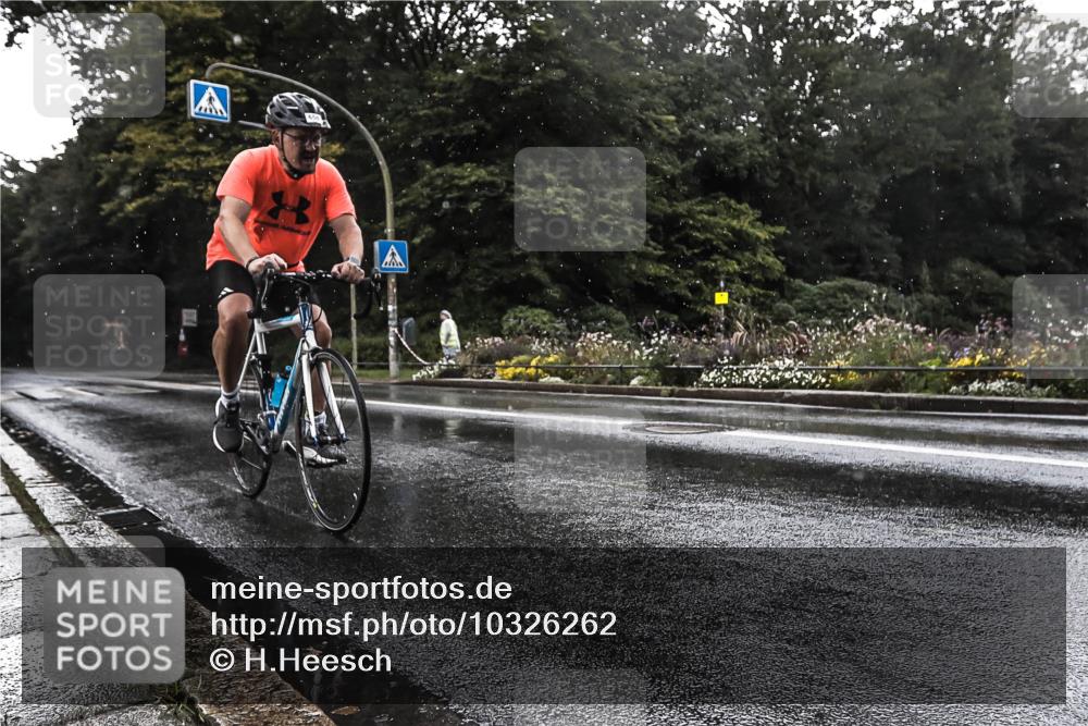 13.09.2026 - Stadtparktriathlon H.Heesch http://msf.ph/oto/10326262 13.09.2026 11:41:23 Radfahren 658, 934 meine-sportfotos.de