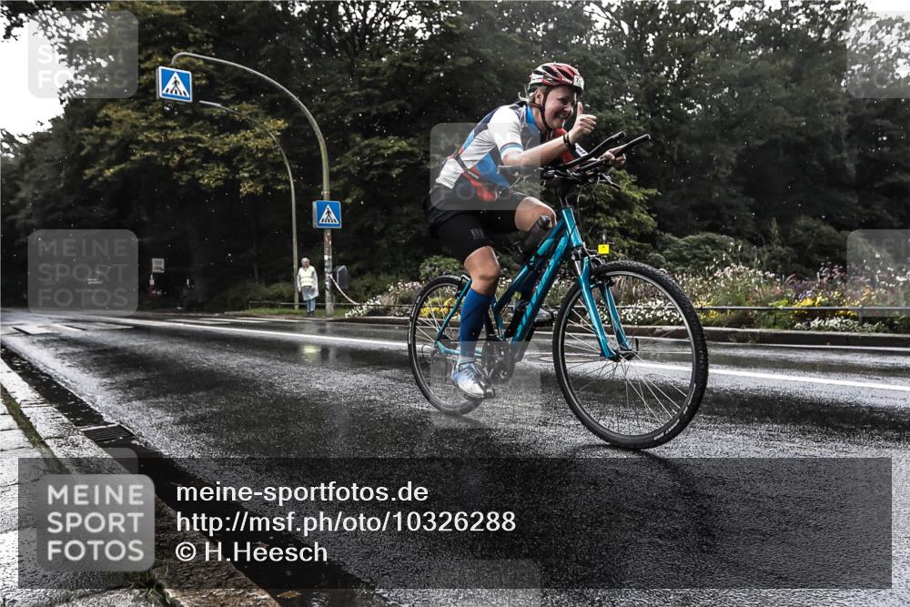 13.09.2026 - Stadtparktriathlon H.Heesch http://msf.ph/oto/10326288 13.09.2026 11:41:48 Radfahren 767 meine-sportfotos.de